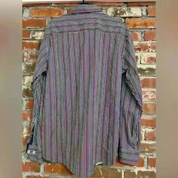 Bugatchi Striped Button Down Size‎ Medium - Picture 10 of 11